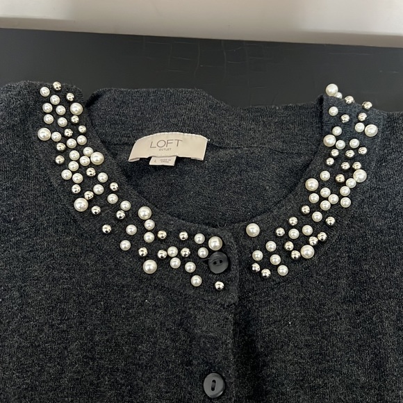 Women’s embellished cardigans - Picture 3 of 7